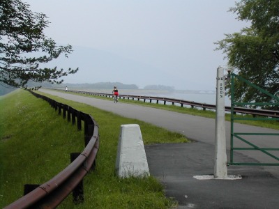Bicyclist on the Ashokan Reservoir path