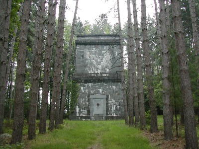 Monument to Ashokan Reservoir engineer