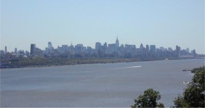 Manhattan skyline from the GWB
